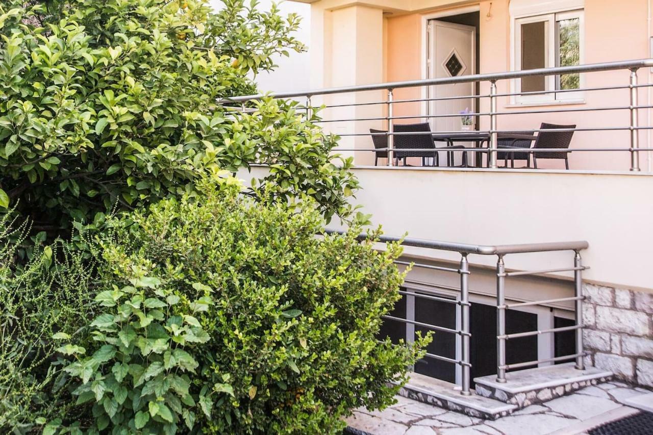 Maisonette Apartment *